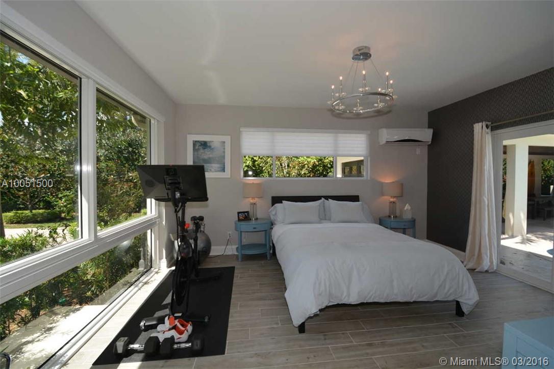 Hollywood Lakes Sec 1-32 - Residential