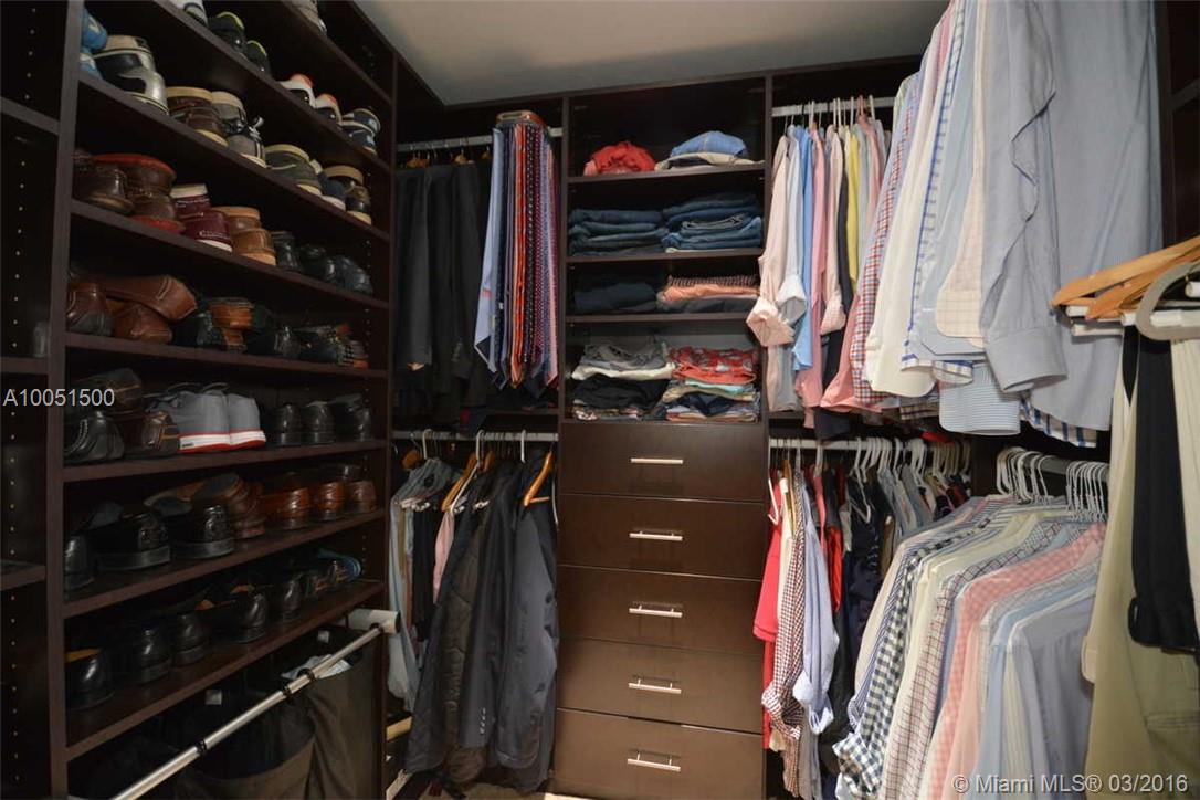 Hollywood Lakes Sec 1-32 - Residential