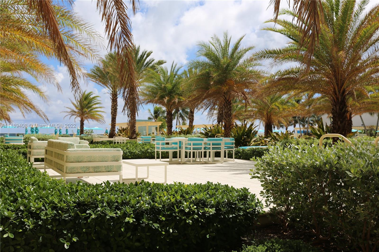 THE Wave Condo - Residential Lease