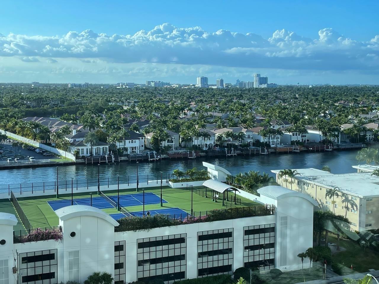 THE Wave Condo - Residential Lease