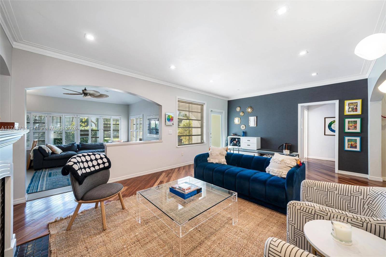 NAUTILUS EXTENSION 4TH - Residential