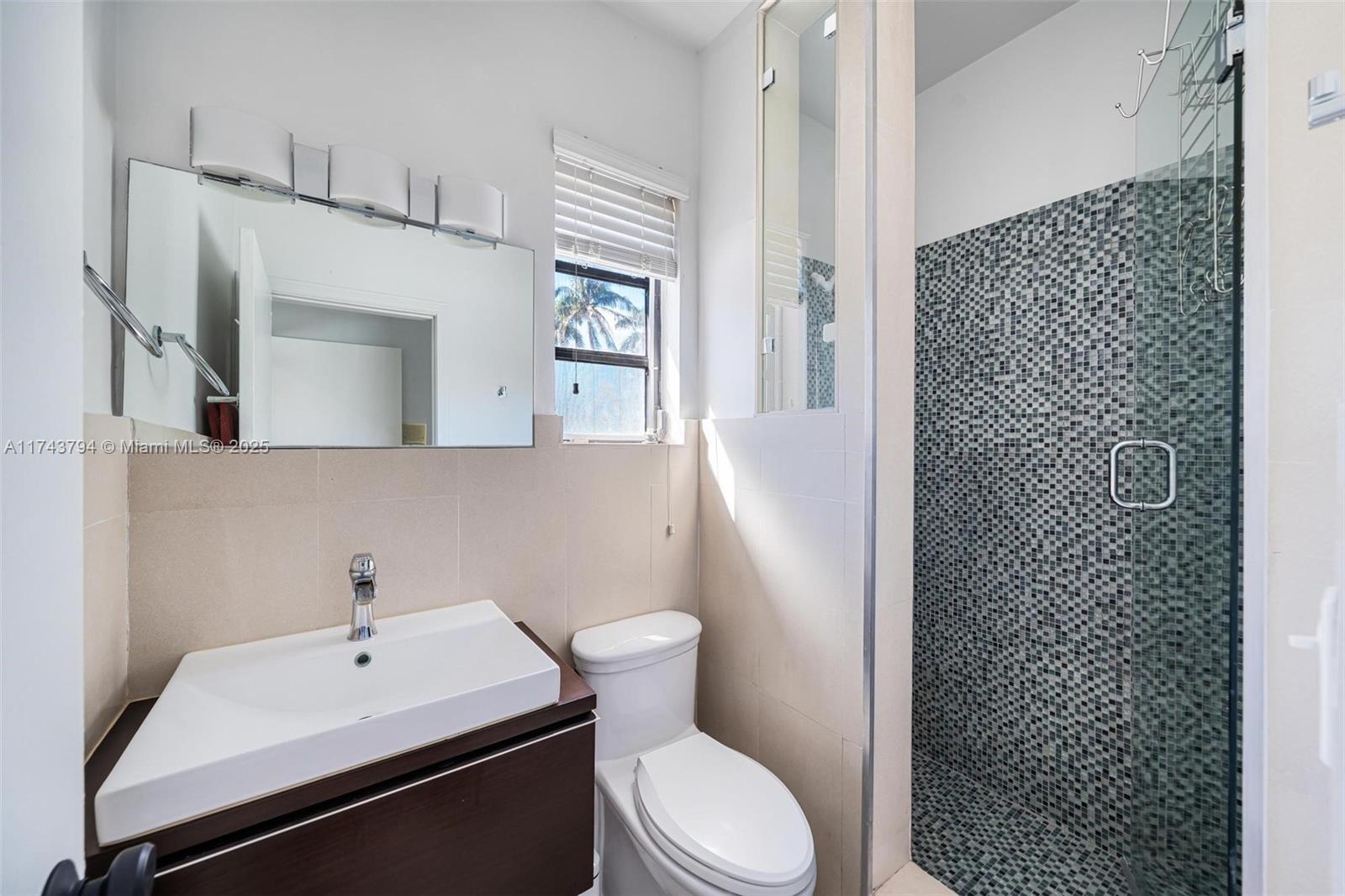 NAUTILUS EXTENSION 4TH - Residential