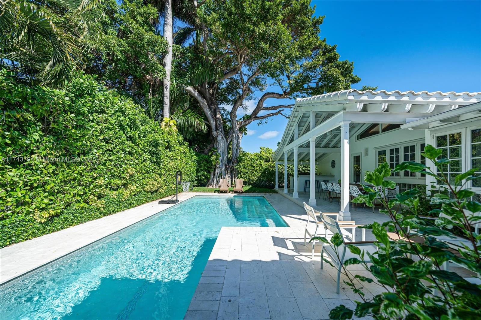 NAUTILUS EXTENSION 4TH - Residential