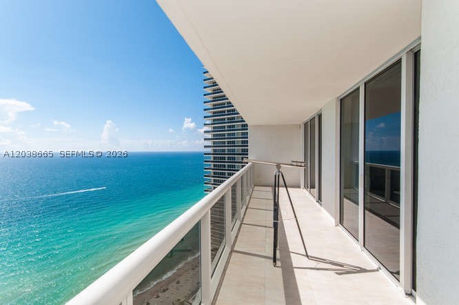 1800 S Ocean Dr 3103