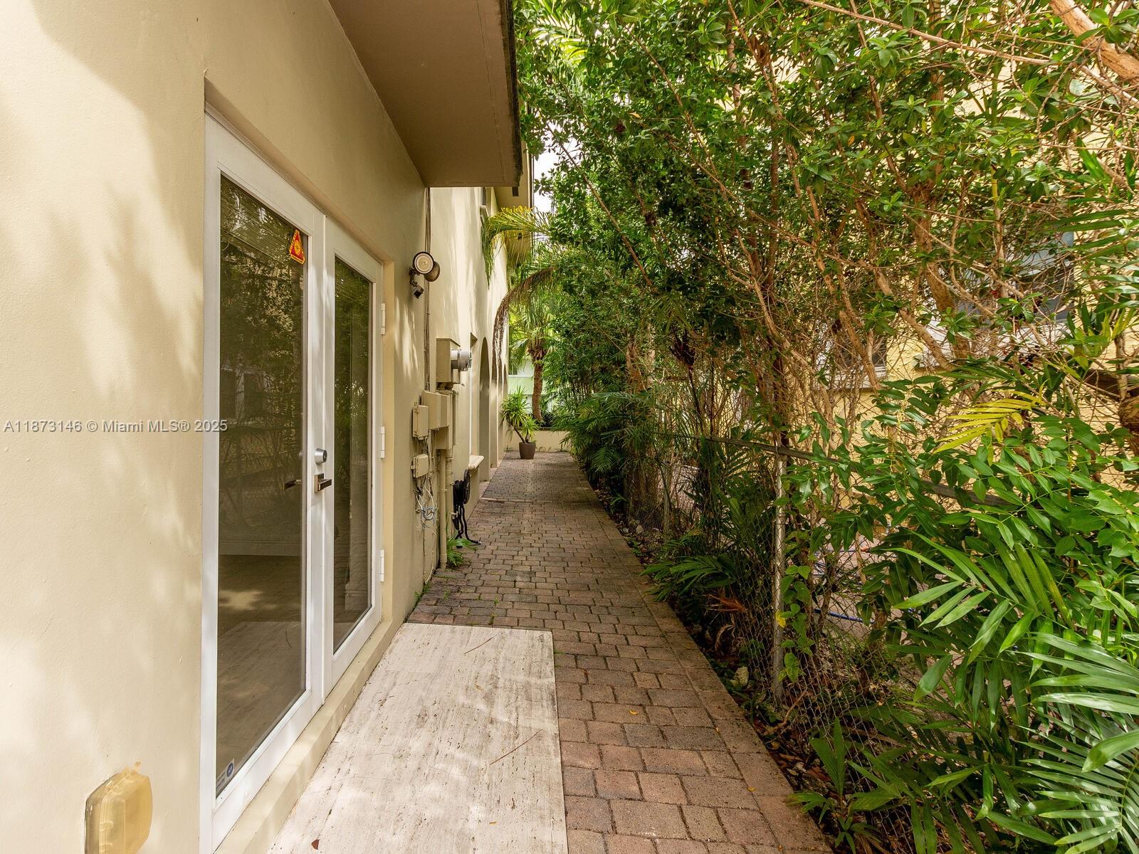 CORAL GABLES DOUGLAS SEC - Residential