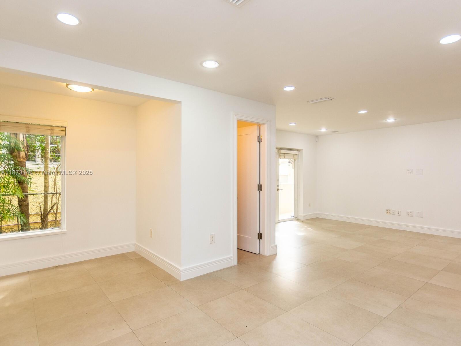 CORAL GABLES DOUGLAS SEC - Residential