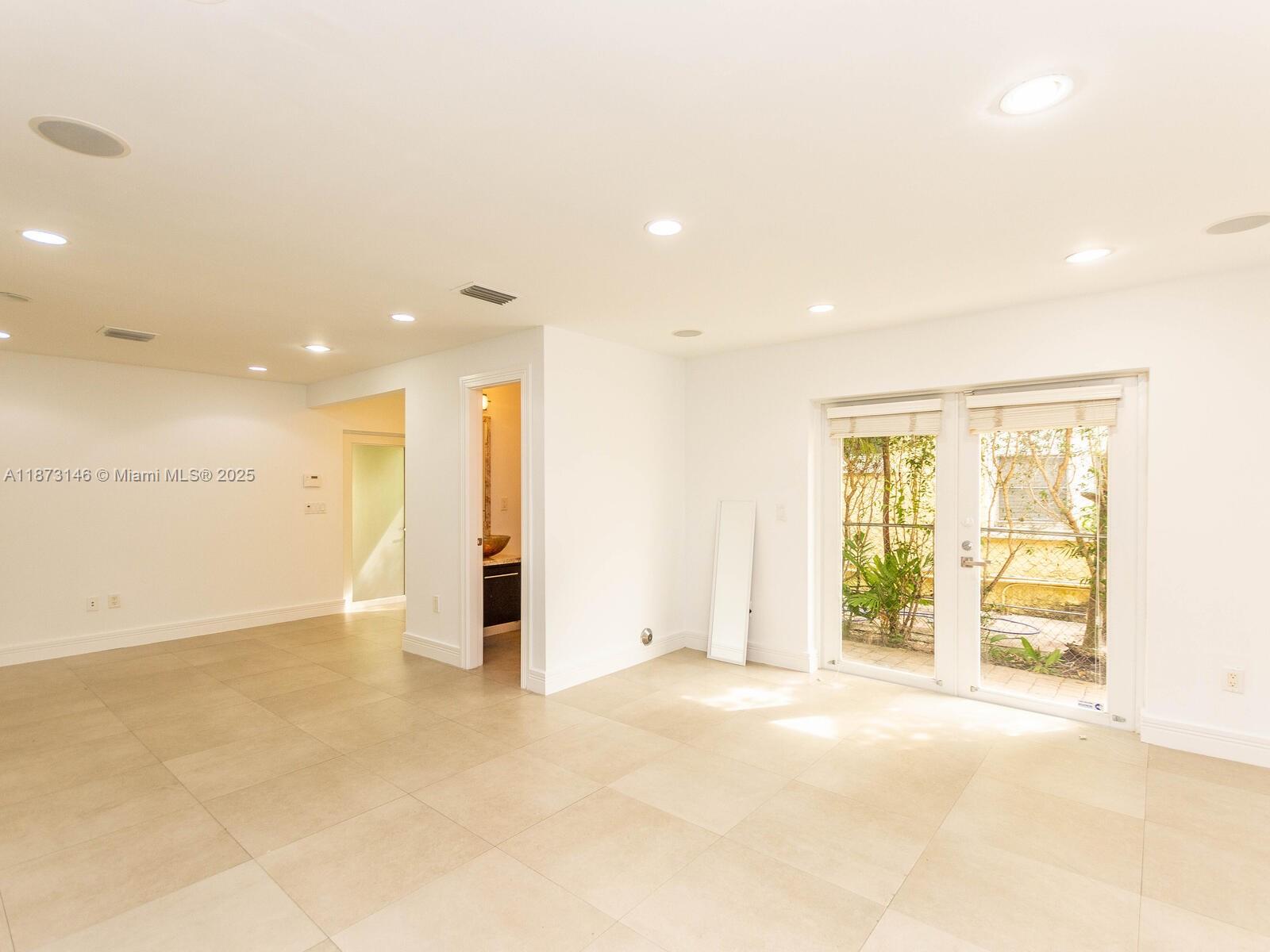 CORAL GABLES DOUGLAS SEC - Residential