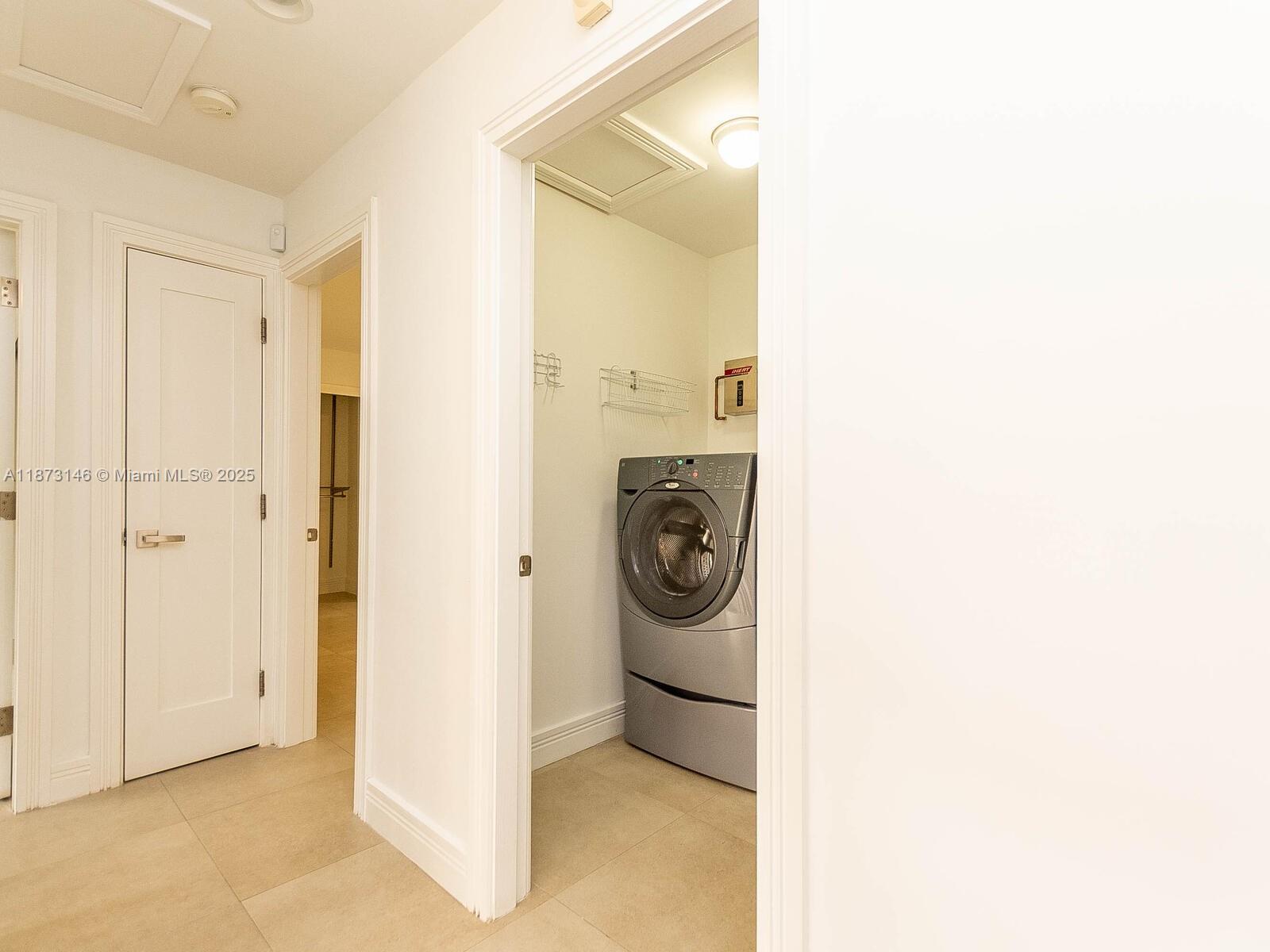 CORAL GABLES DOUGLAS SEC - Residential