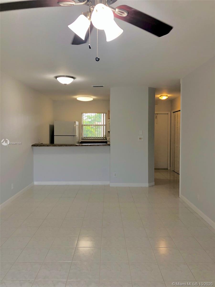 COUNTRY GARDENS CONDO - Residential