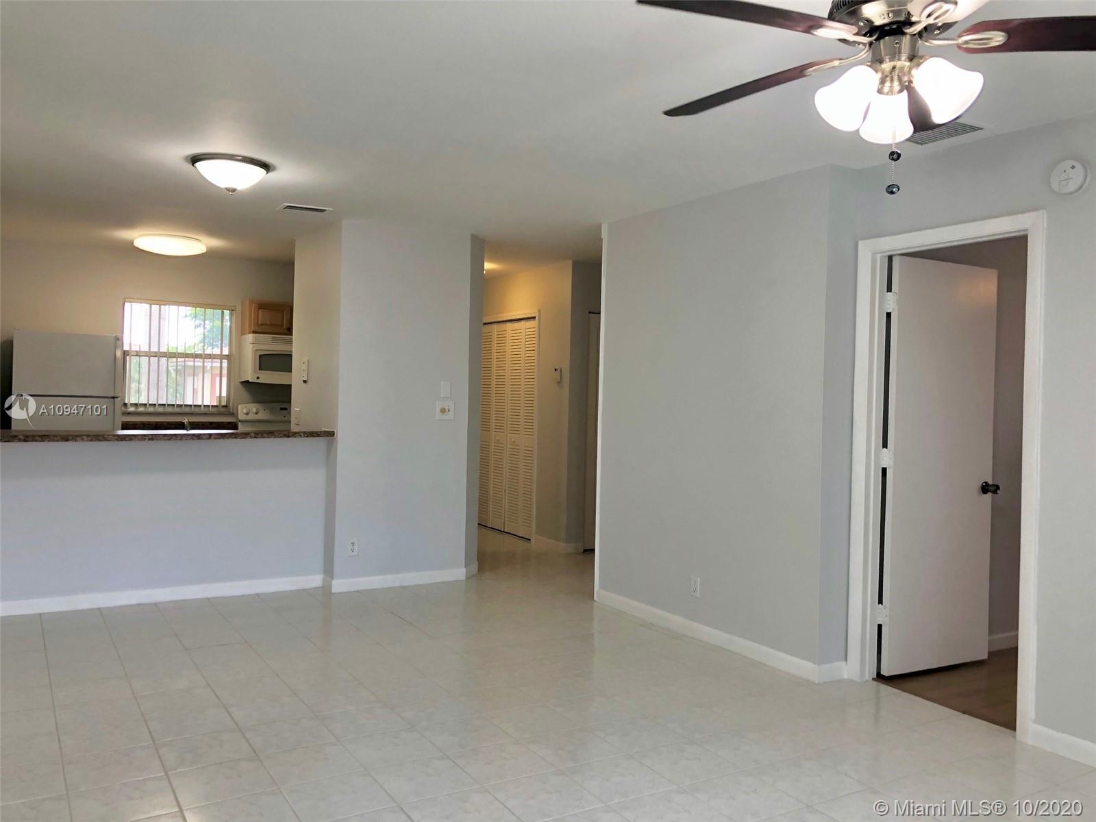 COUNTRY GARDENS CONDO - Residential