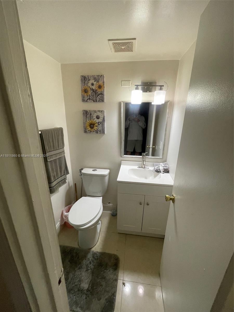 CARIBBEAN GARDENS CONDO - Residential Lease