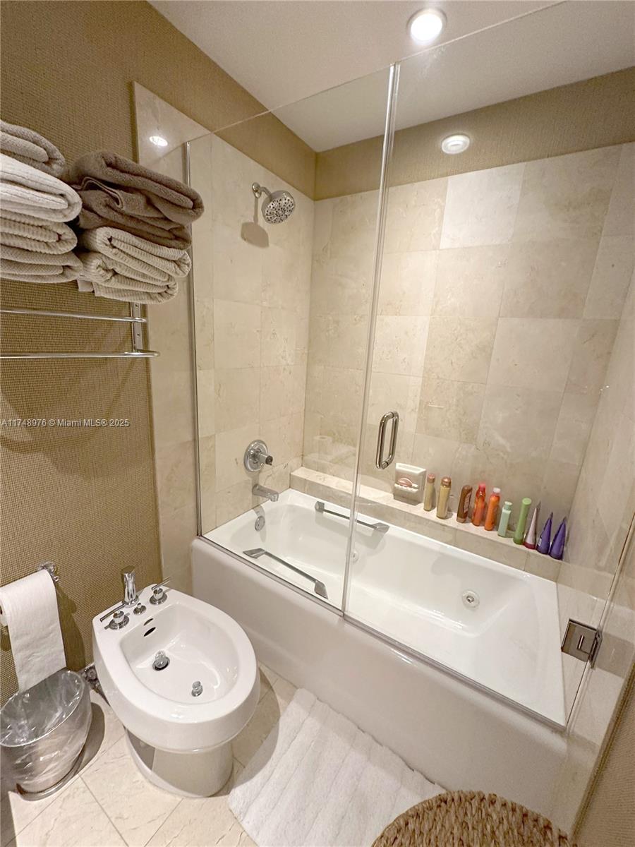 ONE TEQUESTA POINT CONDO - Residential Lease