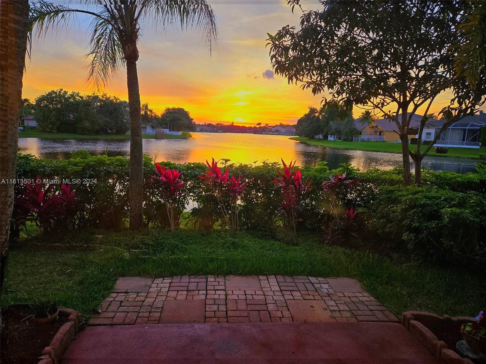 OPAL CREEK - EMERALD COURT - Residential