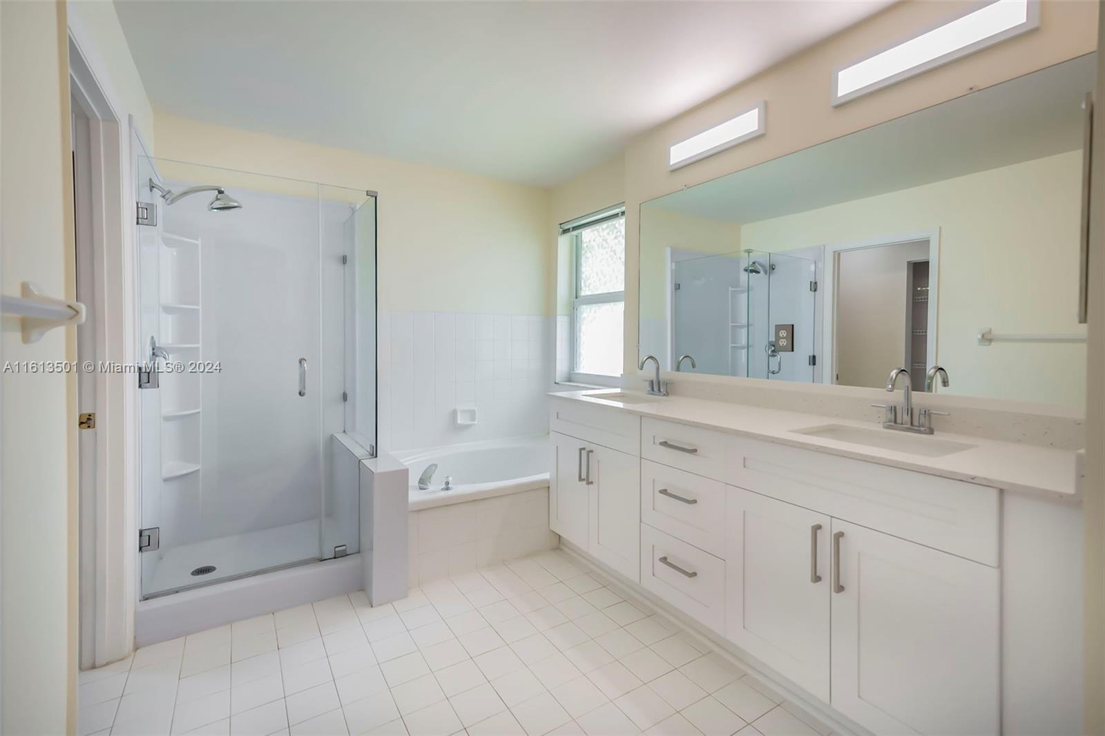 OPAL CREEK - EMERALD COURT - Residential