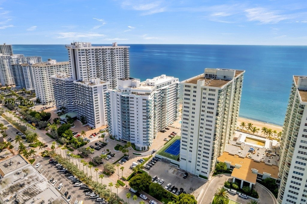 3430 Galt Ocean Dr 305