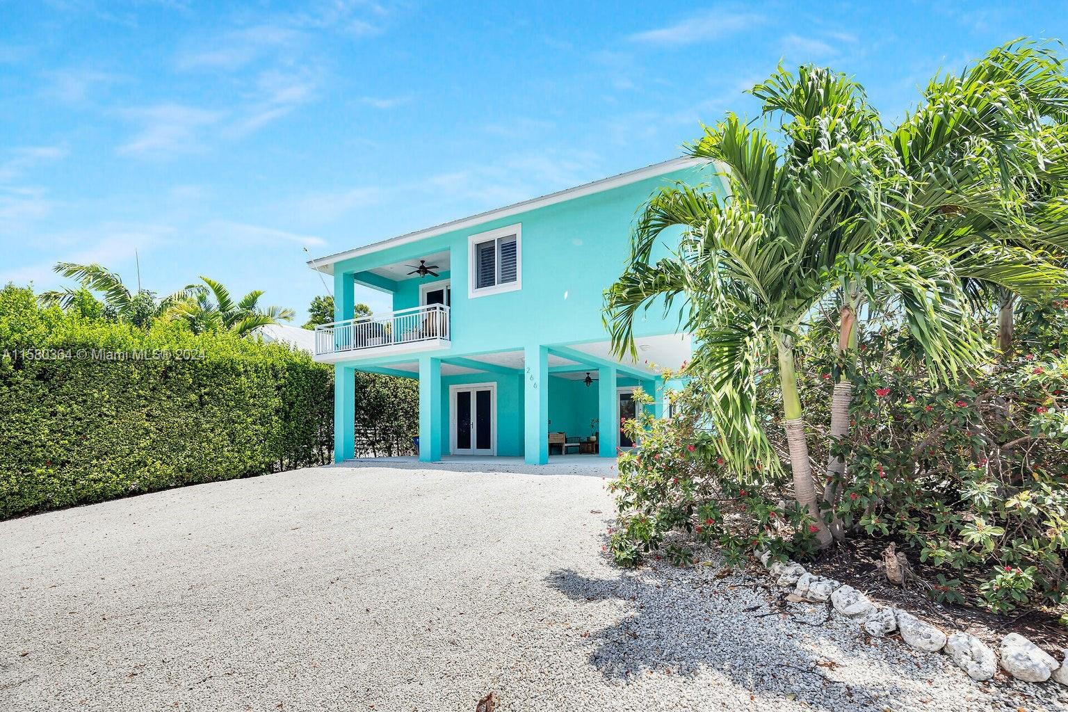 Property for Sale at 266 Bougainvillea St St, Plantation Key, Miami-Dade County, Florida - Bedrooms: 5 
Bathrooms: 3  - $1,195,000