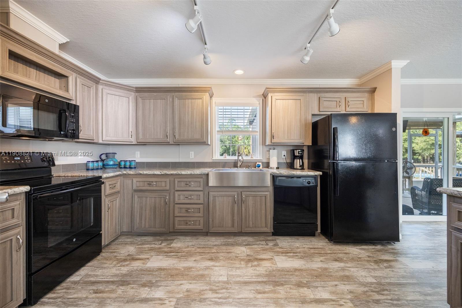 Pioneer - Residential