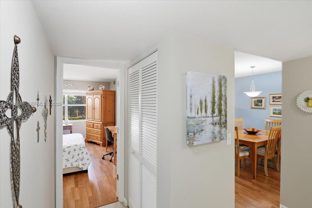 SUNRISE LAKES 154 CONDO - Residential