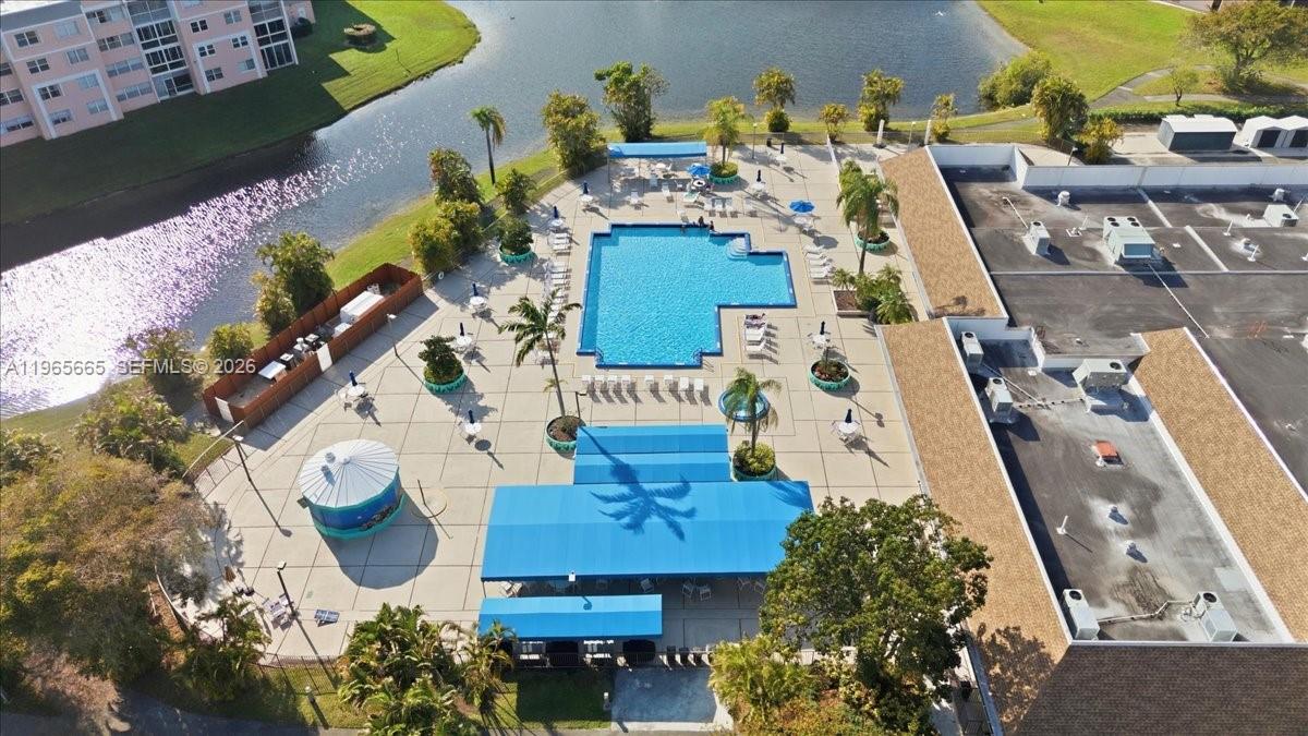 SUNRISE LAKES 154 CONDO - Residential