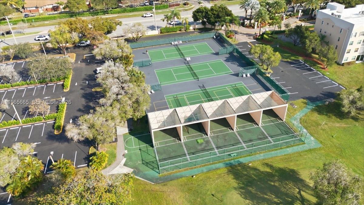 SUNRISE LAKES 154 CONDO - Residential