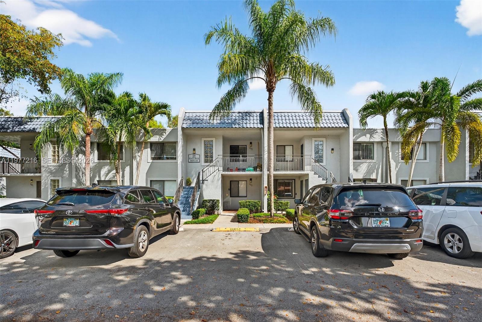 GARDENS AT BONAVENTURE 14 - Residential