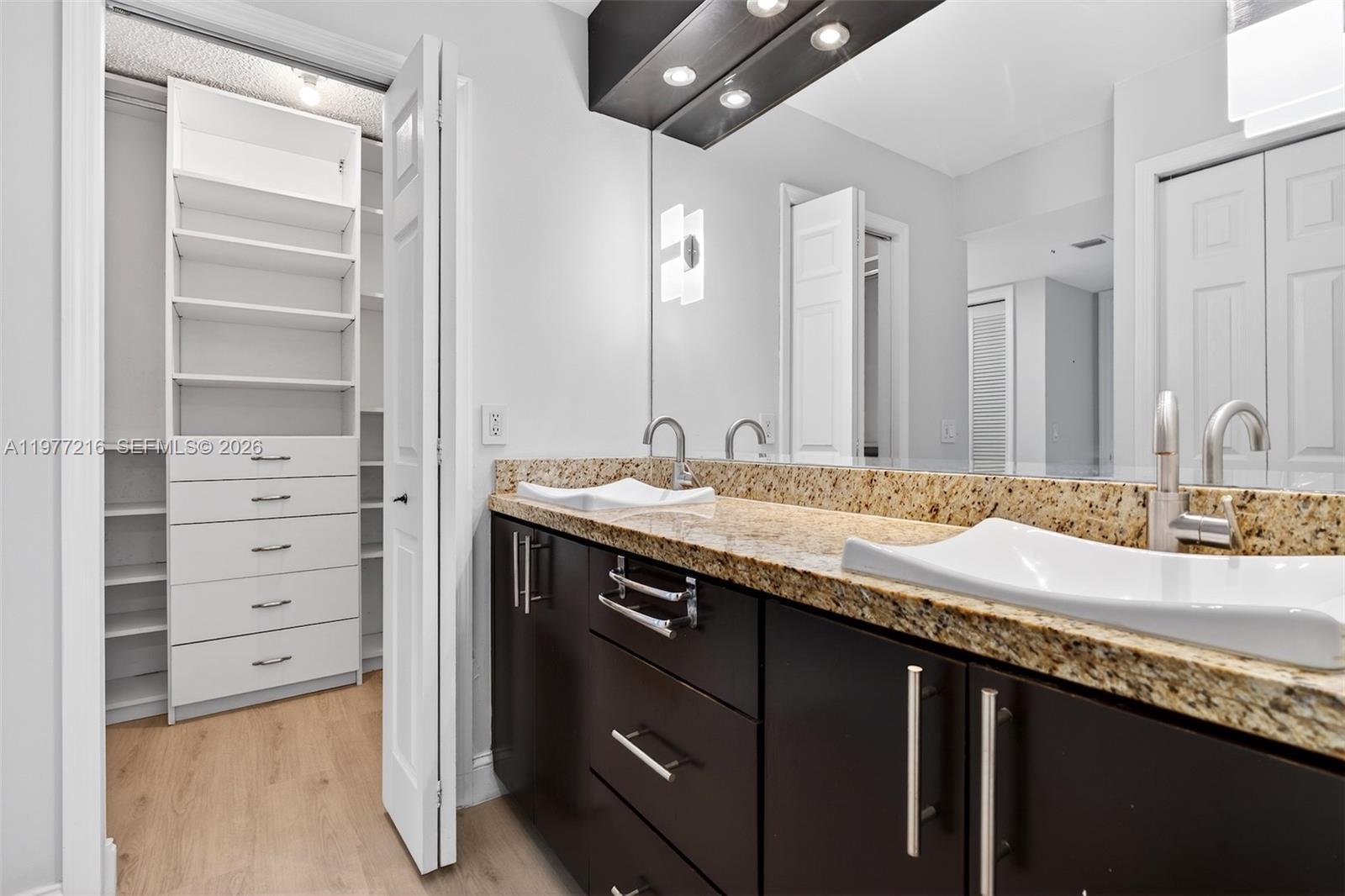 GARDENS AT BONAVENTURE 14 - Residential