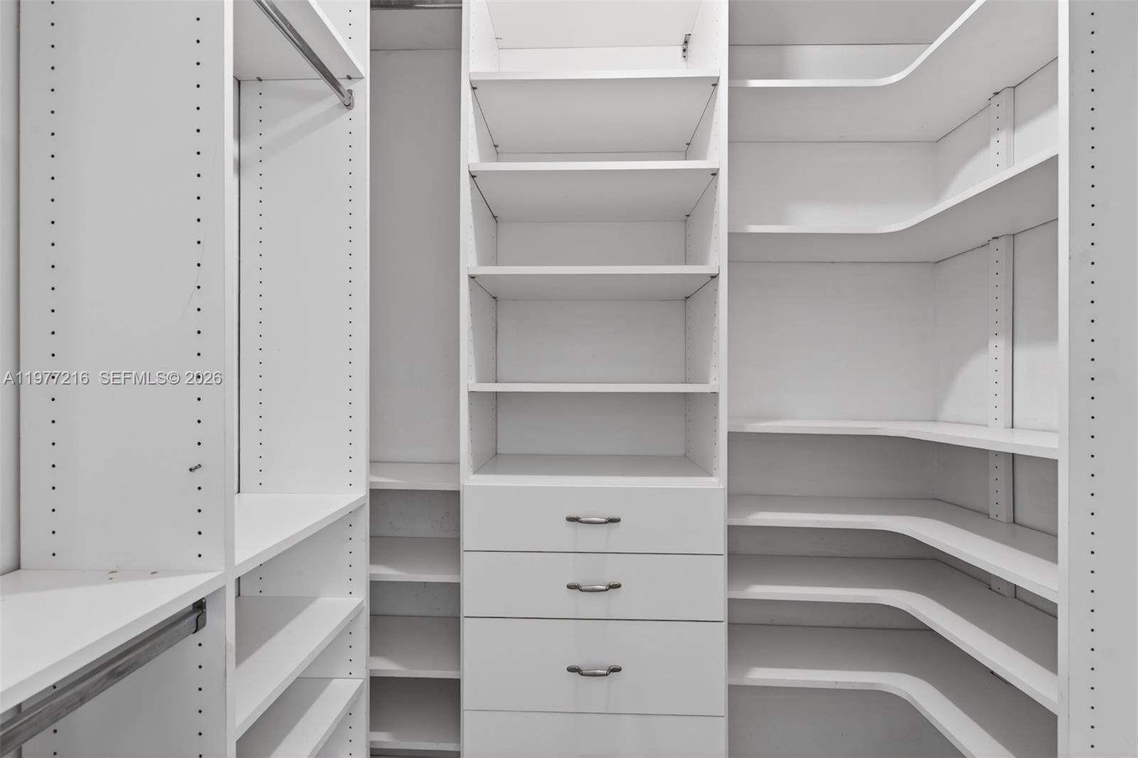 GARDENS AT BONAVENTURE 14 - Residential