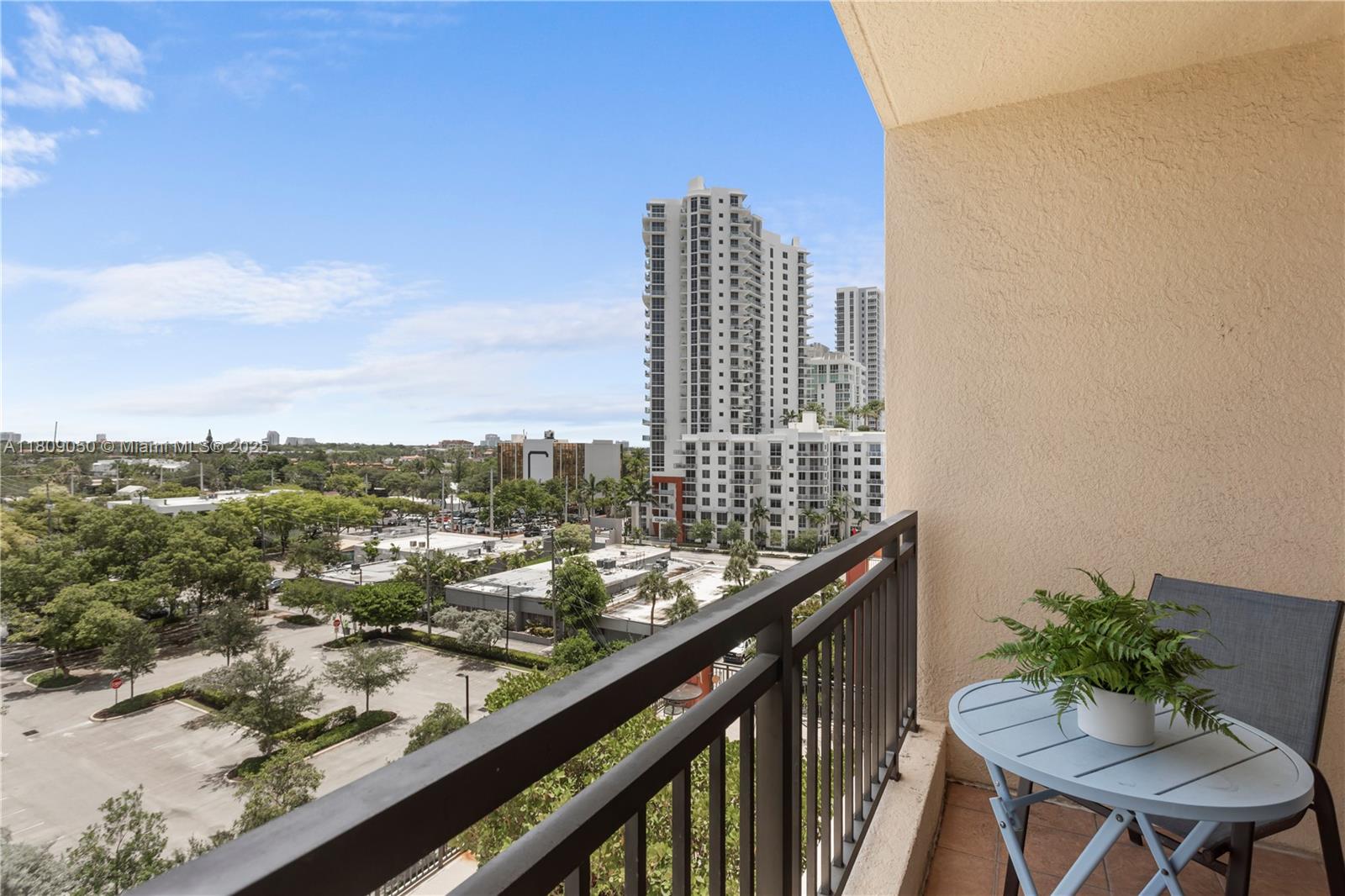 WAVERLY AT LAS OLAS CONDO - Residential
