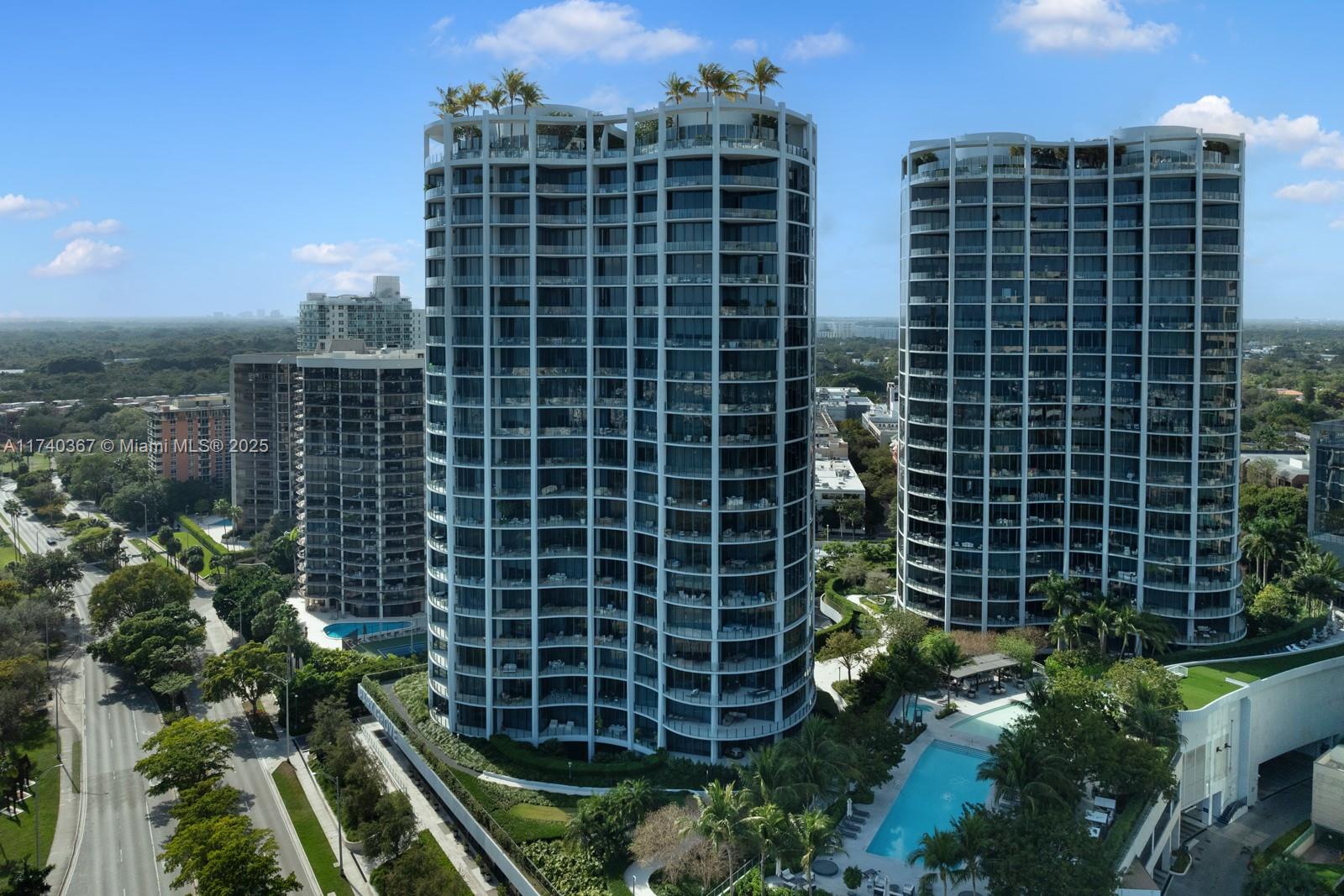 2821 S Bayshore Dr 16A