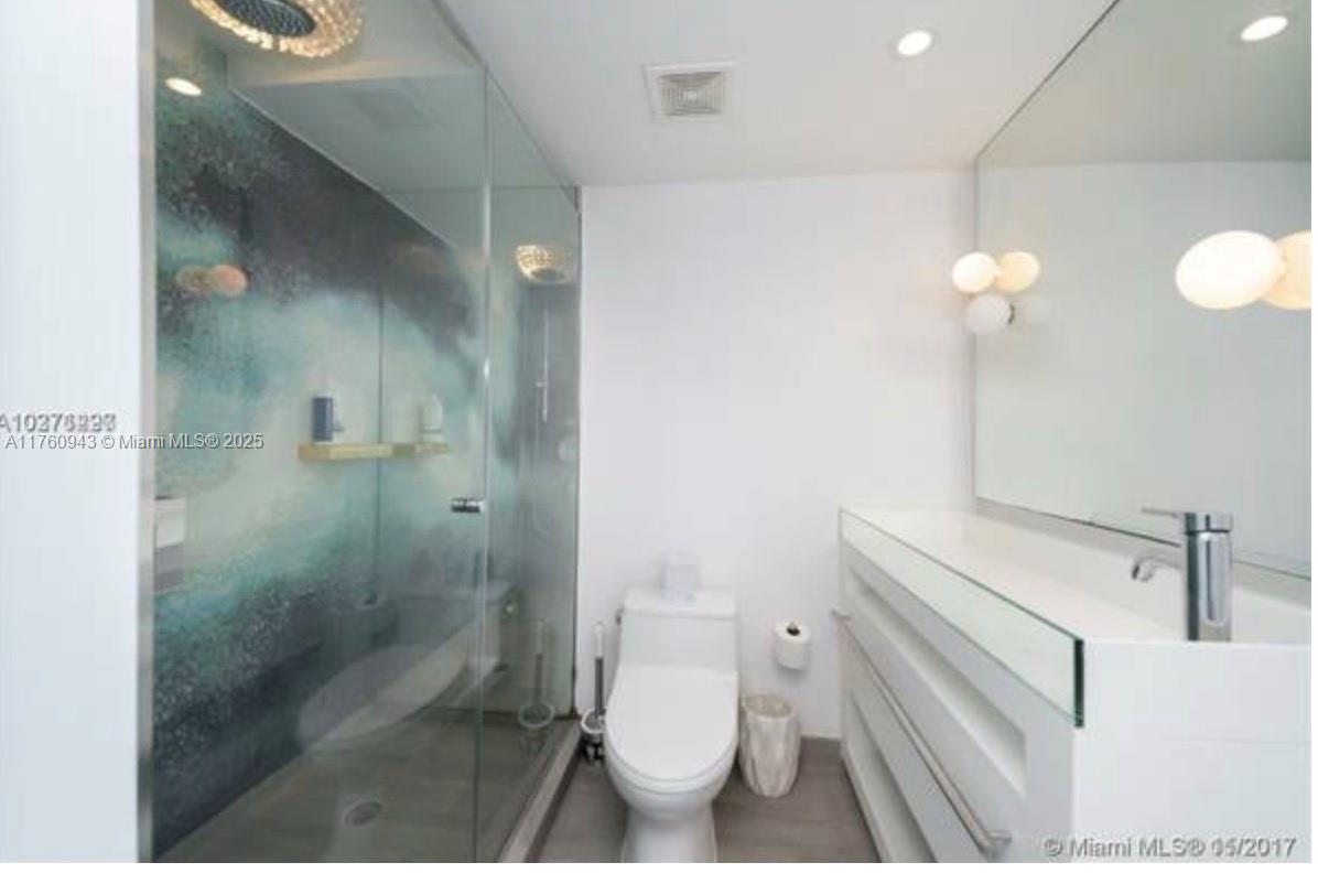 1100 WEST CONDO HOTEL - Residential Lease