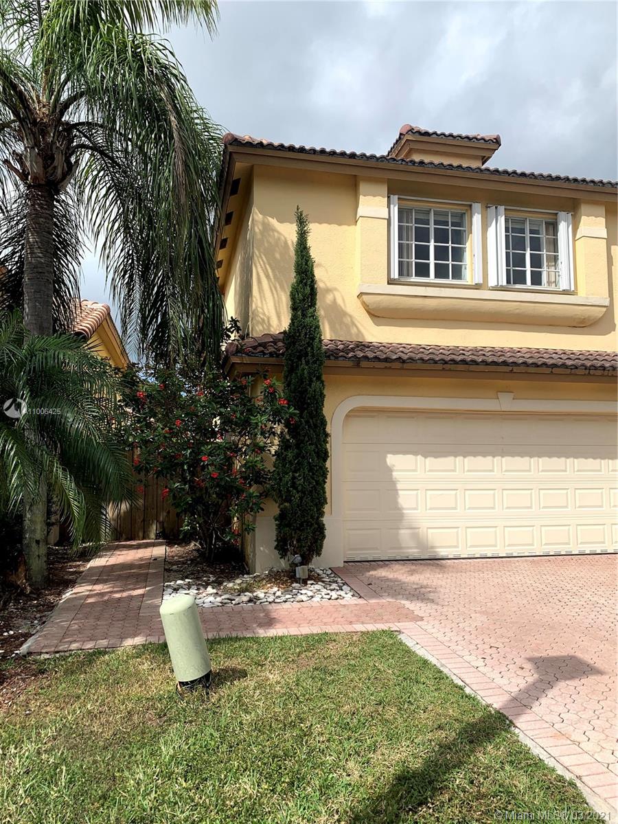 DORAL LANDINGS EAST - Residential Lease