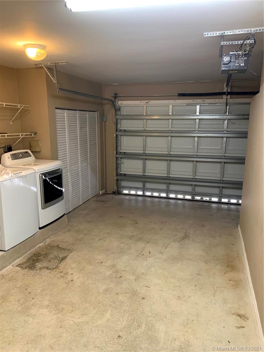 DORAL LANDINGS EAST - Residential Lease