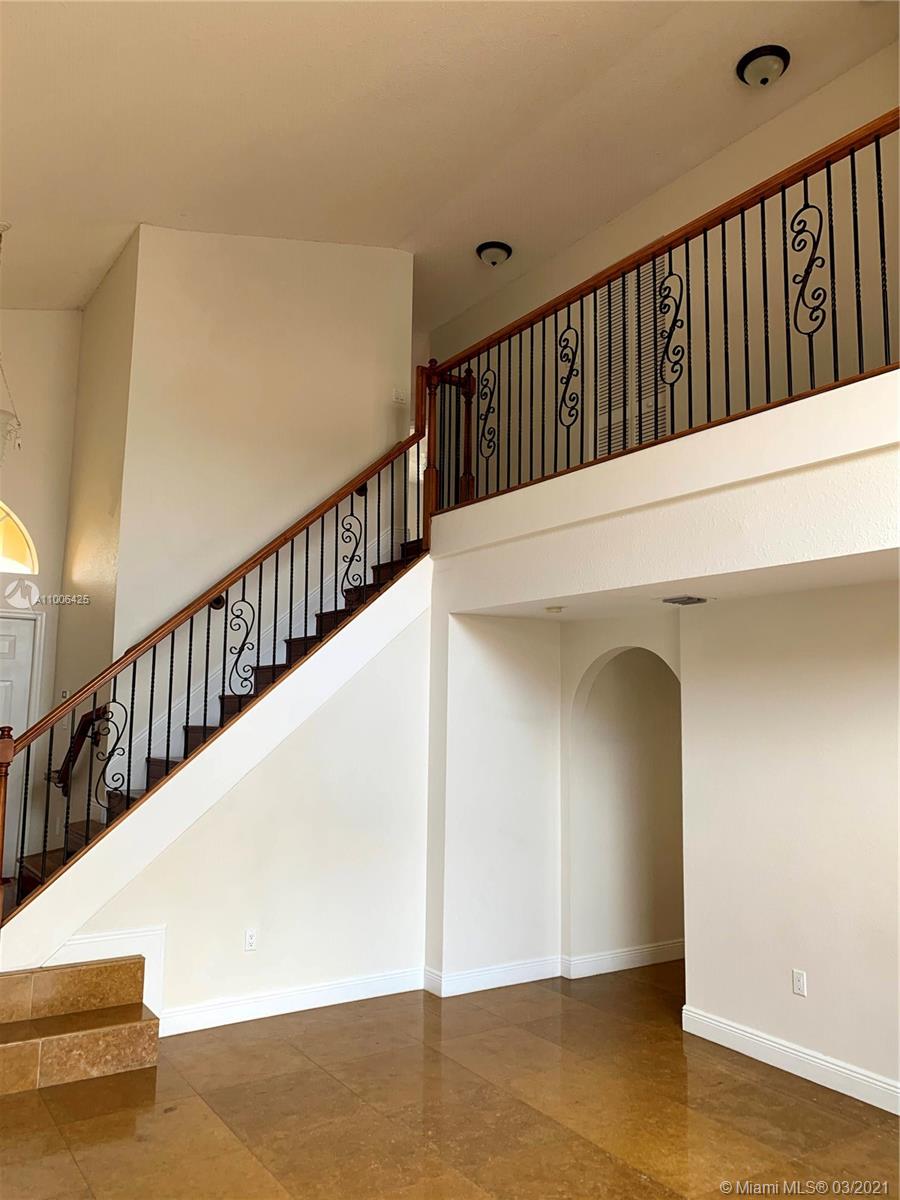 DORAL LANDINGS EAST - Residential Lease