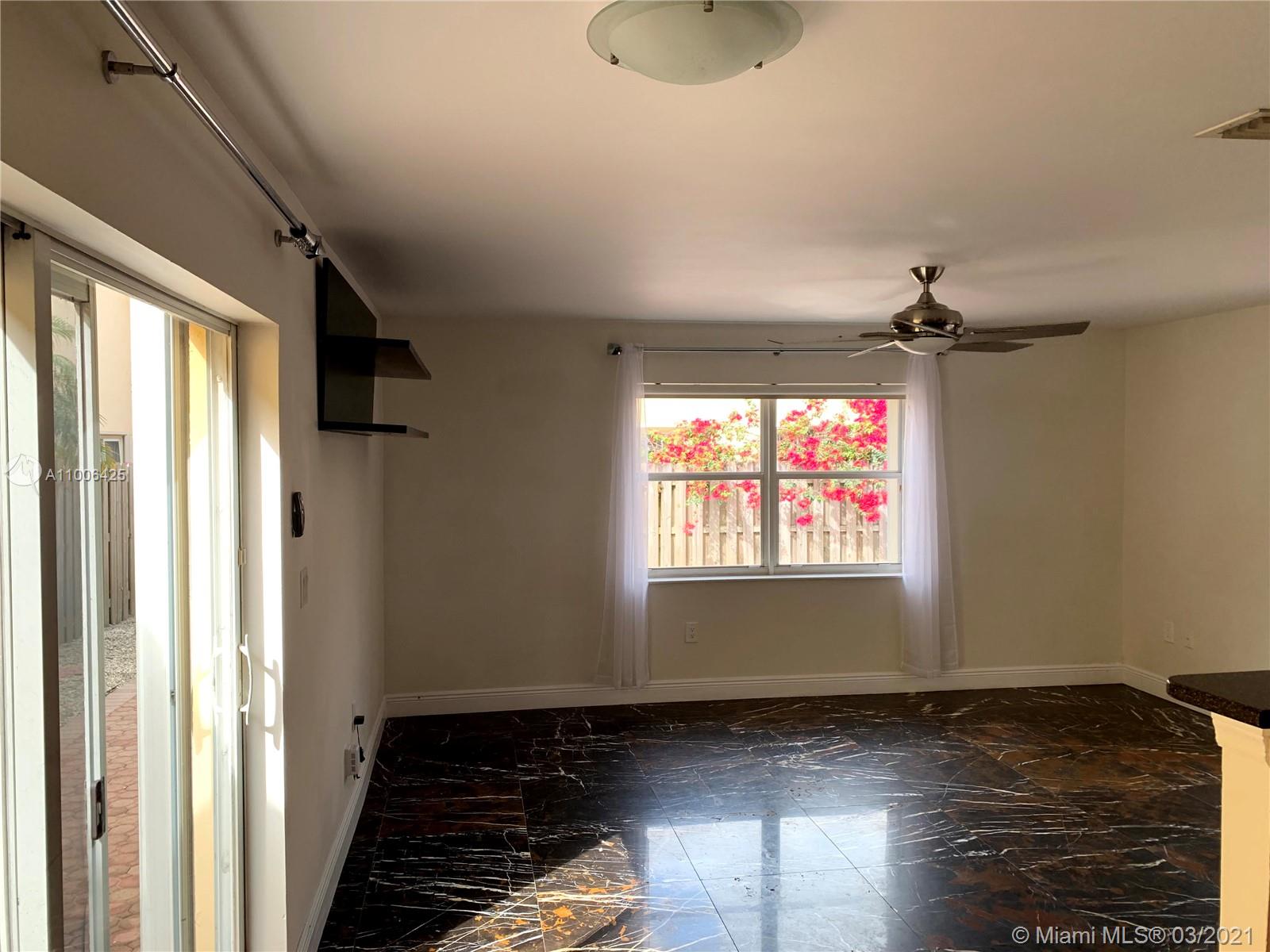 DORAL LANDINGS EAST - Residential Lease