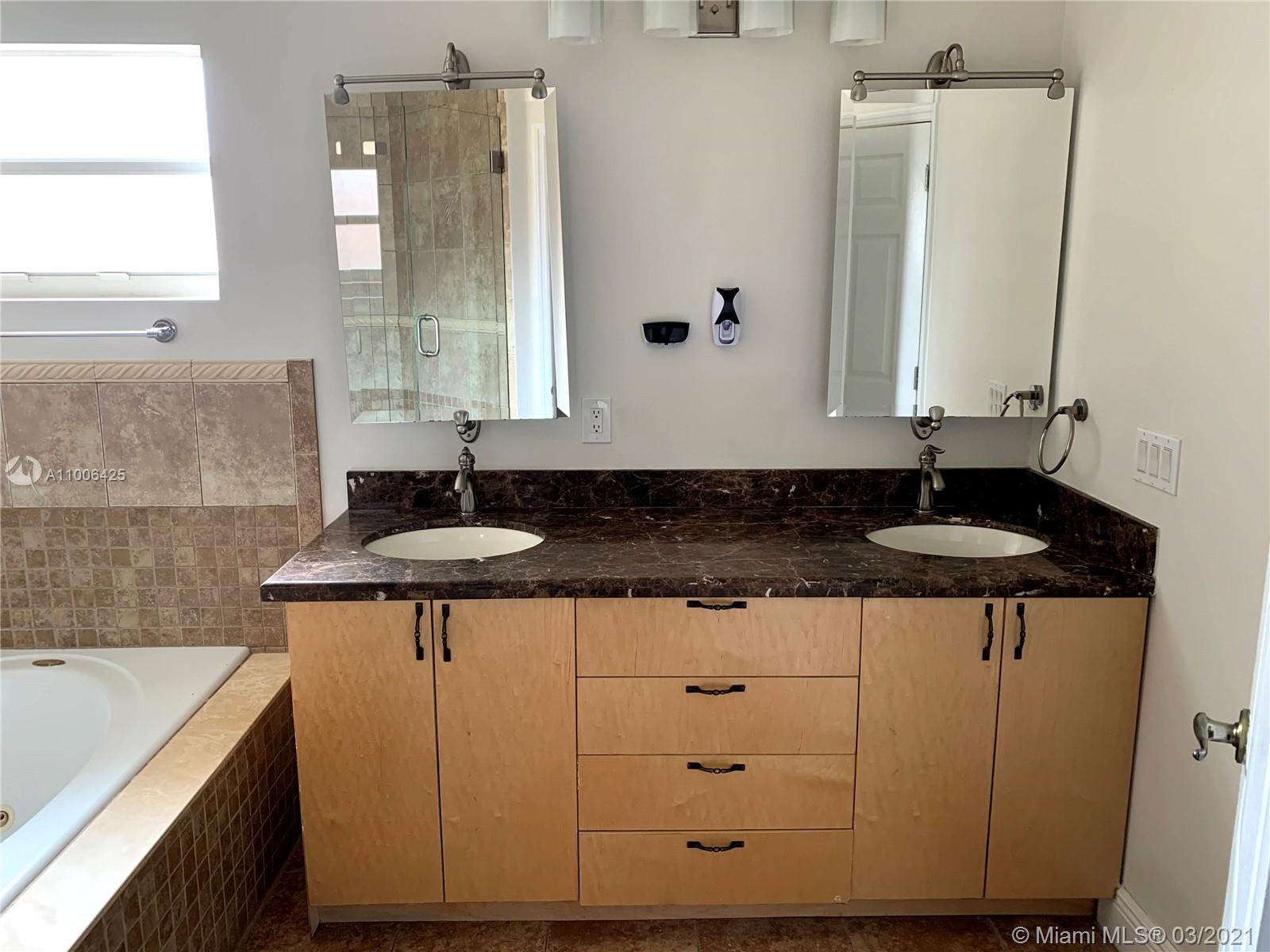 DORAL LANDINGS EAST - Residential Lease