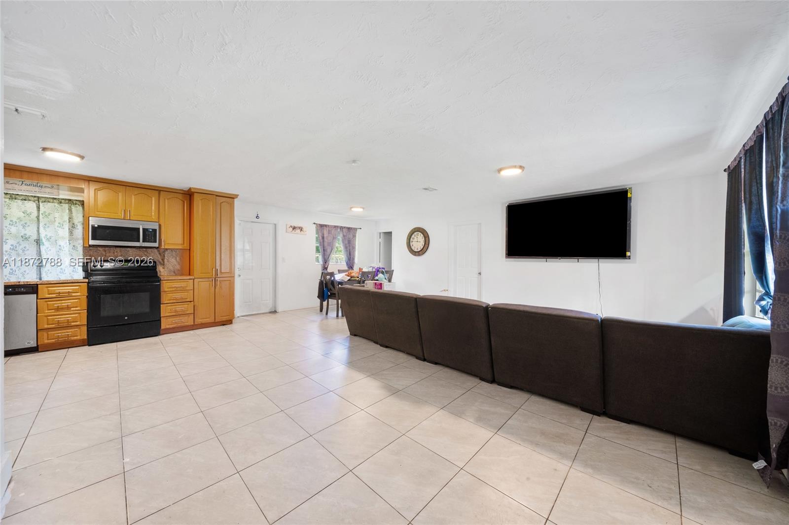 WEST PERRINE SUB - Residential