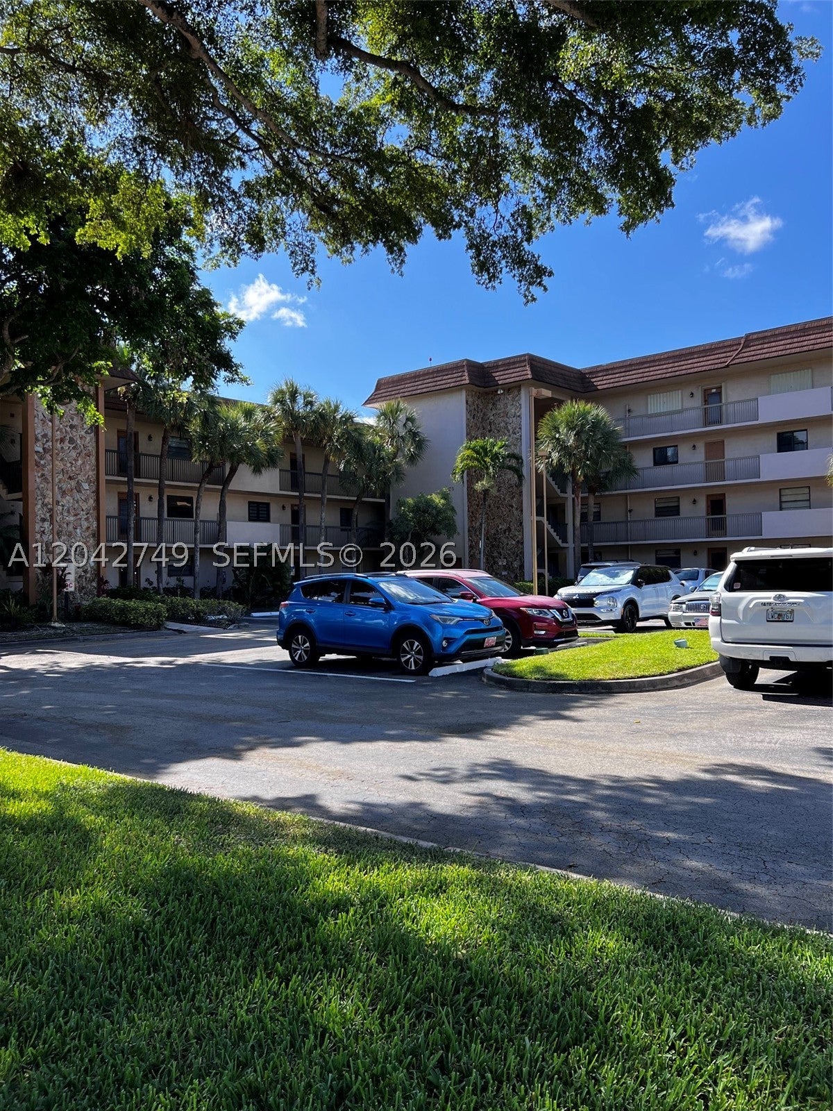 4975 E Sabal Palm Blvd