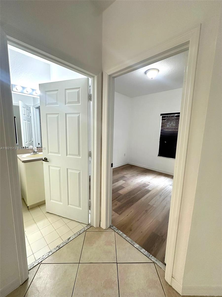 8463 NW 107th Path 1-33