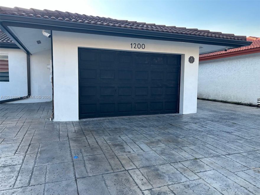 This beautiful home has been tastefully remodeled. Offering an open floor plan this 3/3 home is the perfect place to host a large family. Conveniently located it near top rated schools, shopping centers, supermarkets and parks. The proximity to Turnpike express way is a plus. The house feature new A/C, new impact windows and doors, and new terrace dated 2024. Enjoy the benefit of a low HOA. This property if perfect for those seeking confort, style and tranquility.