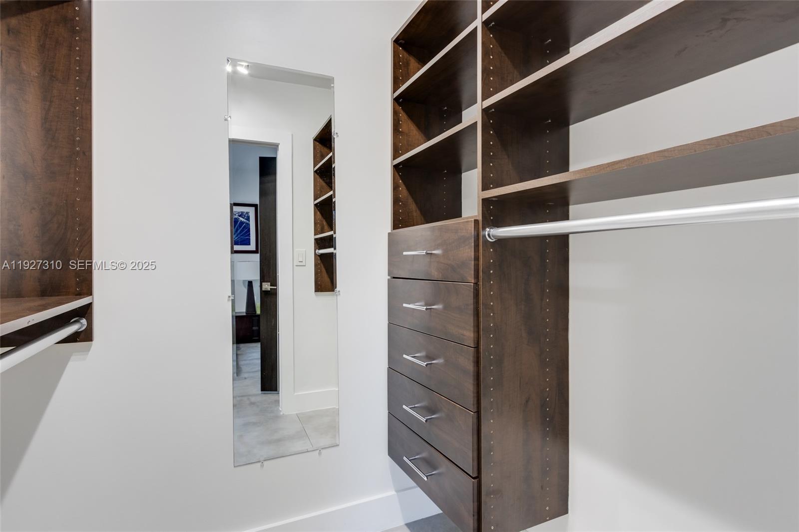 ALLENDALE SUB DB 943-562 - Residential