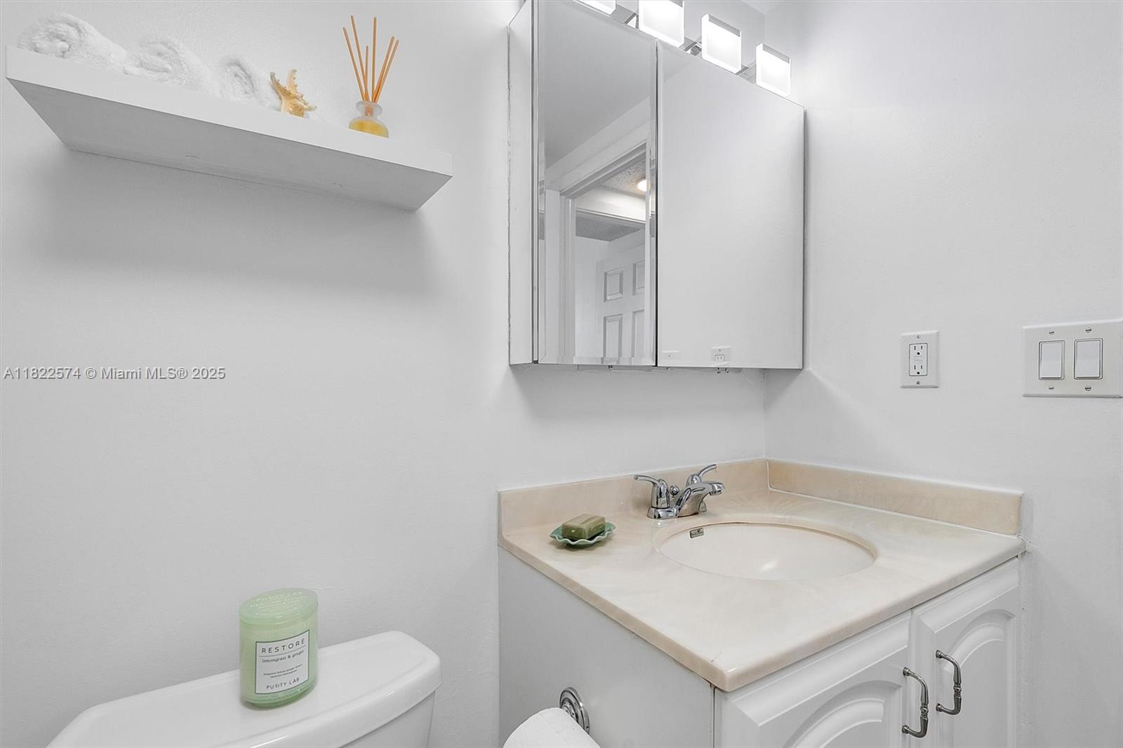 HEMISPHERES CONDO - Residential