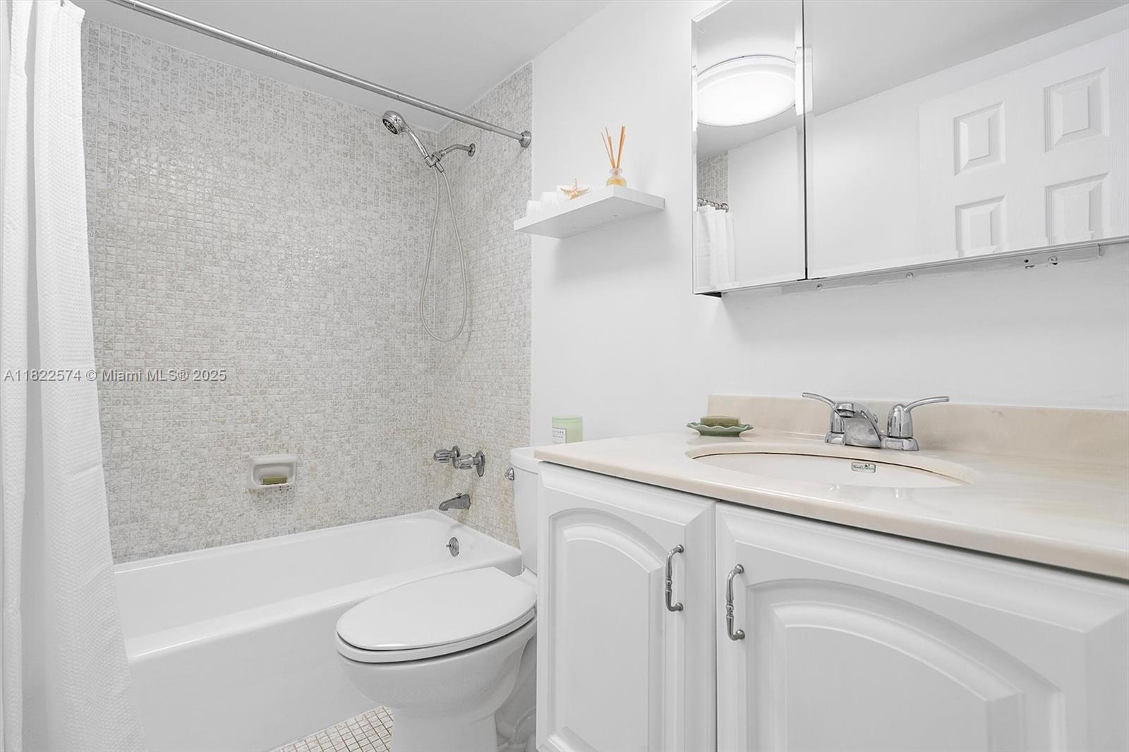 HEMISPHERES CONDO - Residential