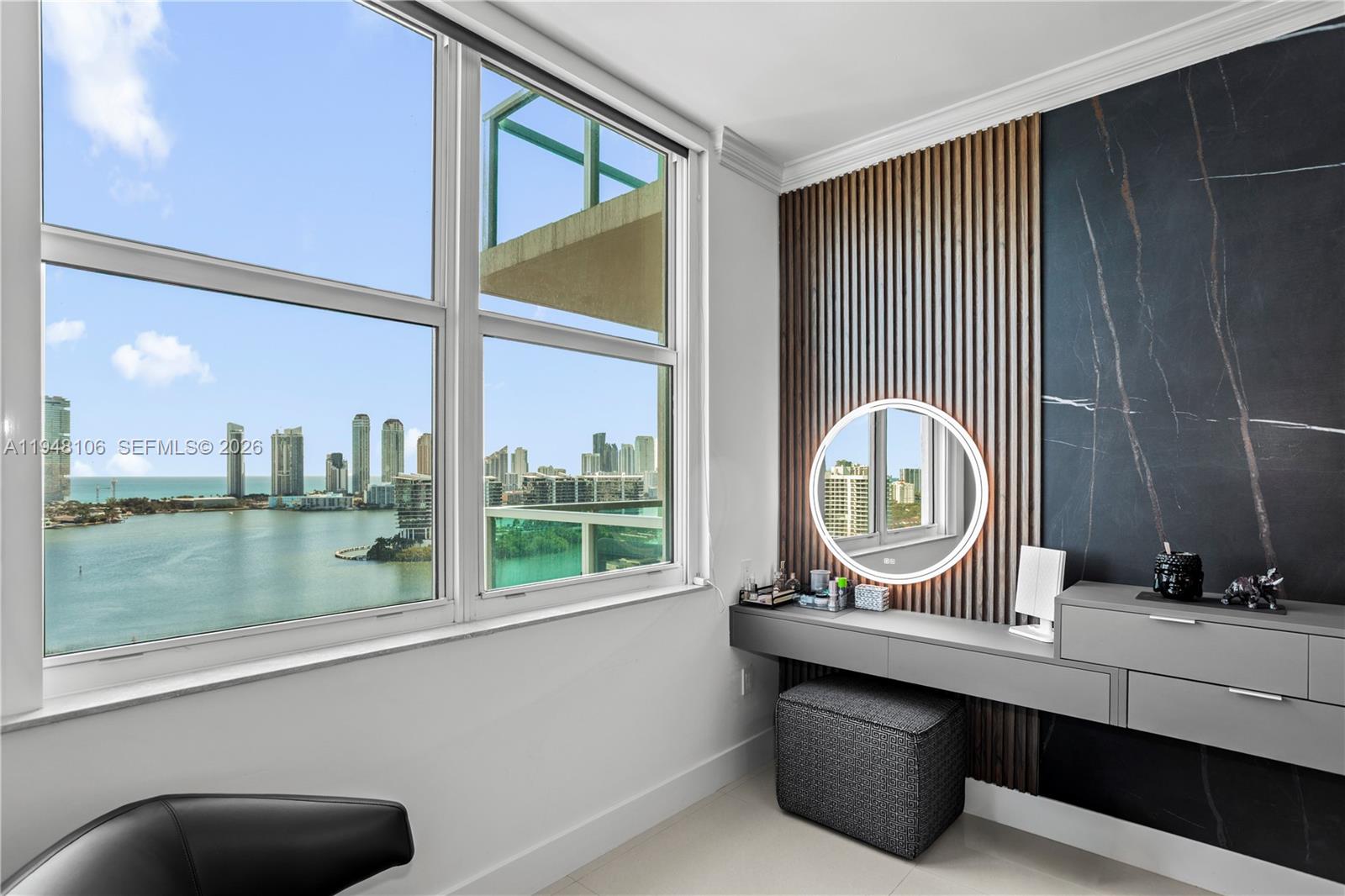 AVENTURA MARINA CONDO NUM - Residential