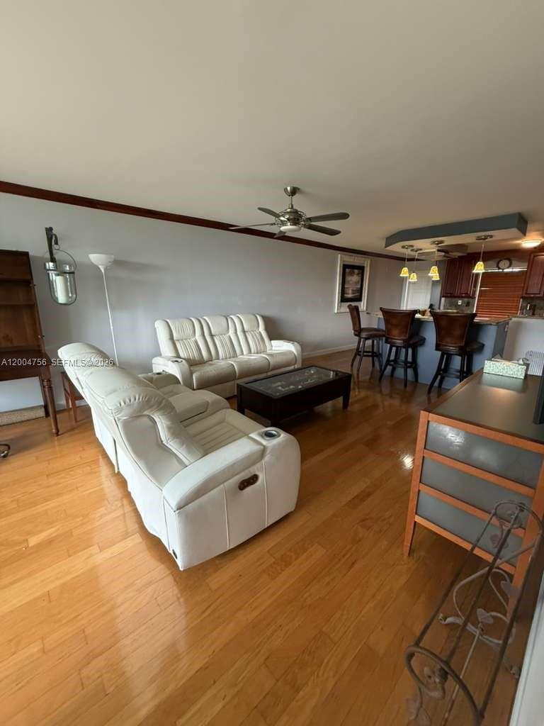 NO 19 PALM-AIRE COUNTRY C - Residential