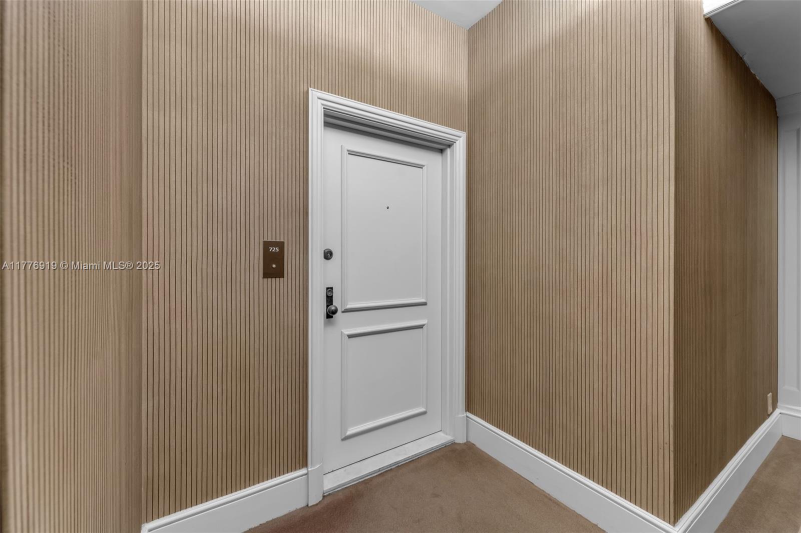 THE EMERALDBAY @ KEY COLO - Residential