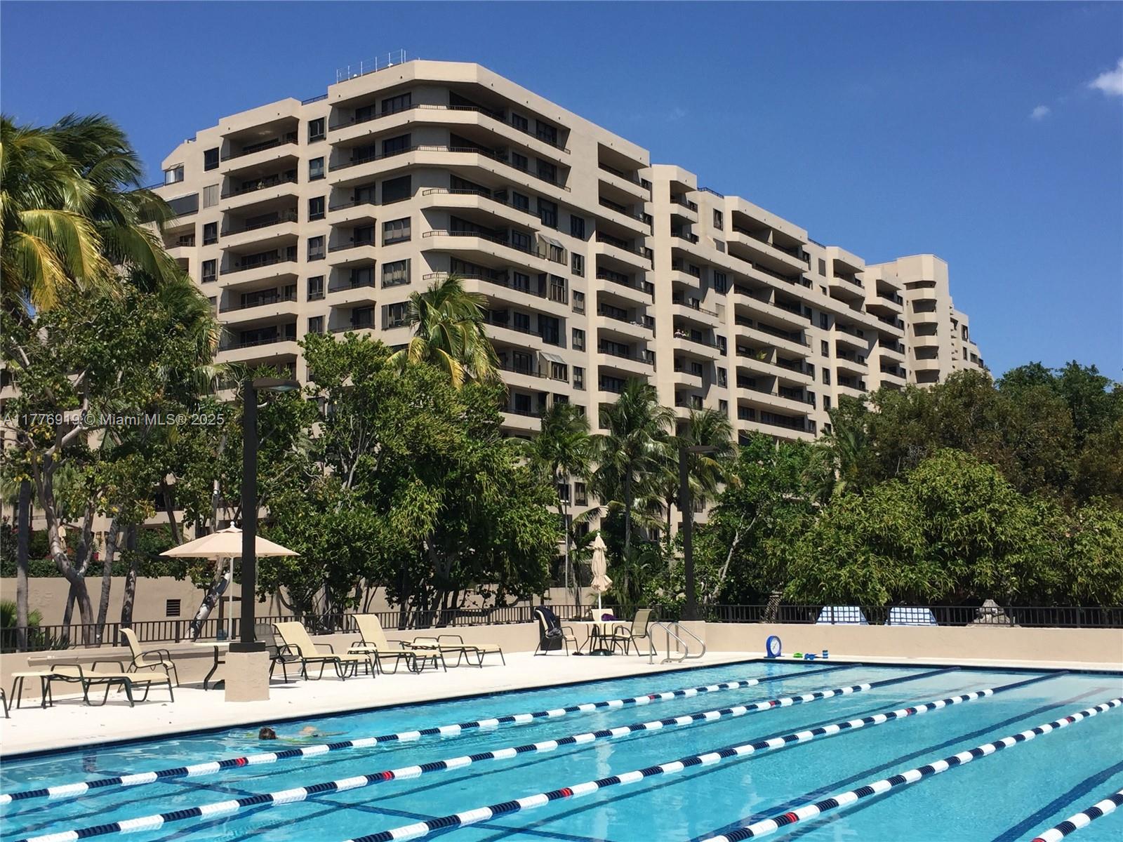 THE EMERALDBAY @ KEY COLO - Residential