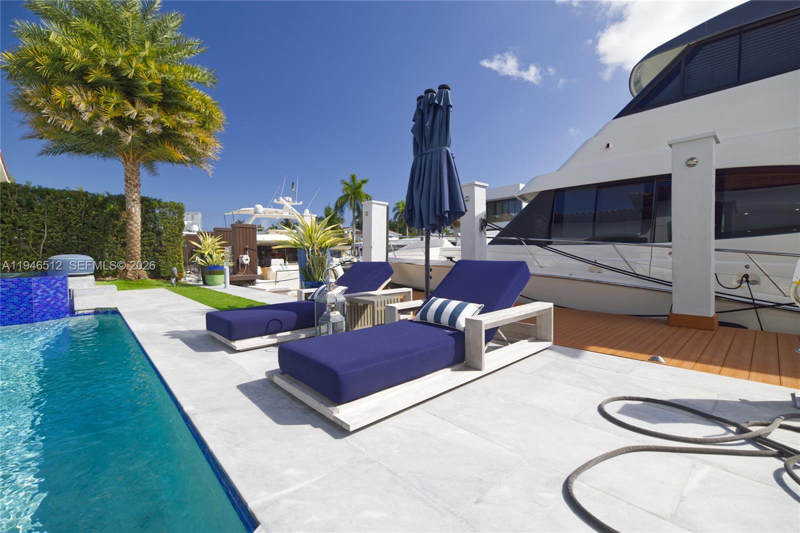 EASTERN SHORES 1ST ADDN - Residential