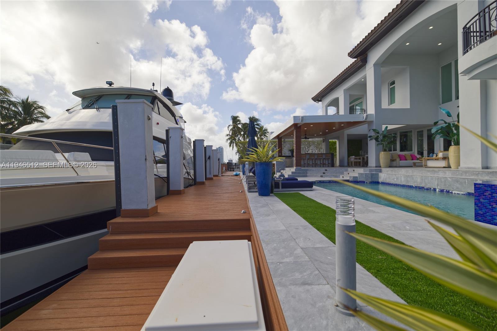 EASTERN SHORES 1ST ADDN - Residential