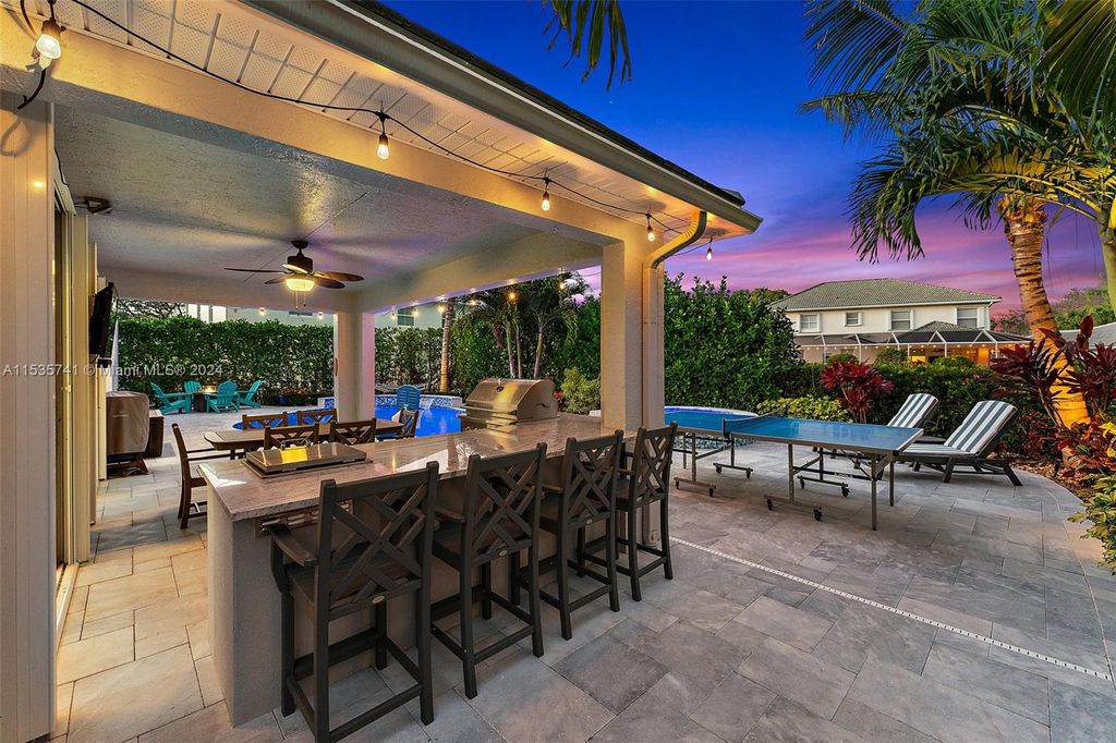 Photo of 573 E Cocoplum Dr E, Jupiter, FL 33458 (MLS # A11535741)