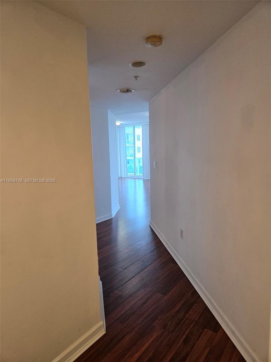 360 CONDO B - Residential